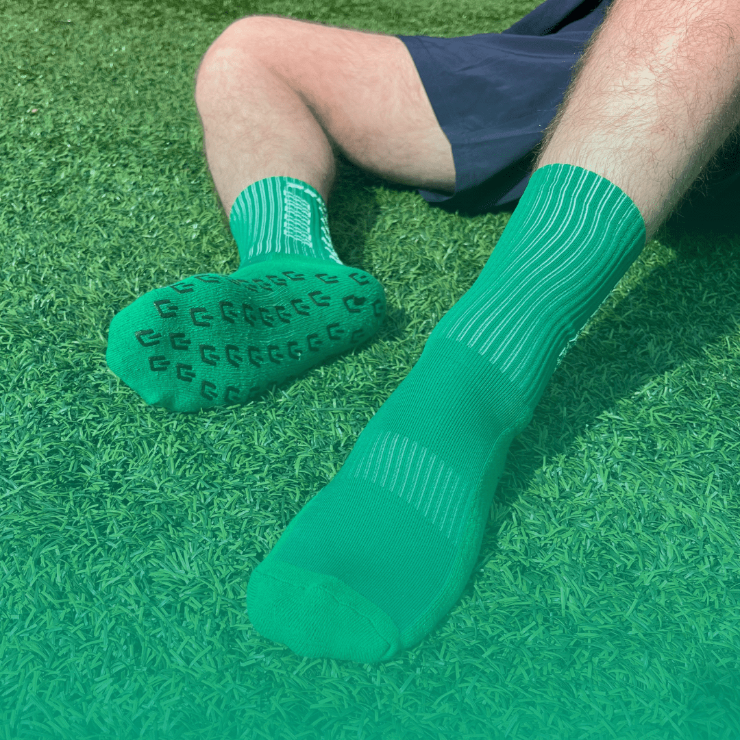 HOE DRAAG JE GRIPSOKKEN TIJDENS EEN VOETBALWEDSTRIJD? - ProstecWear
